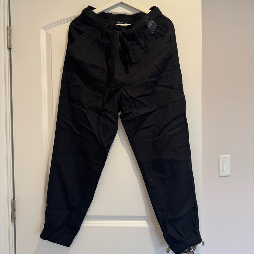 Abercrombie & Fitch Belted Paperbag Utility Joggers Women’s Size Medium